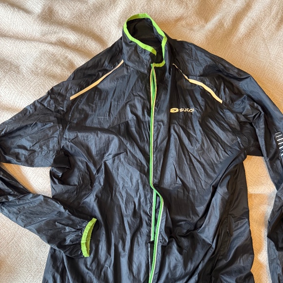 Sugoi Helium Jacket (Black/Green) - Picture 1 of 3